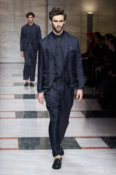 Look 62
